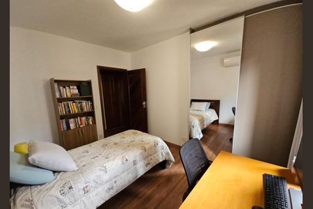 Quarto 2 de apartamento à venda com 4 quartos, 216m² em Barro Preto, Belo Horizonte