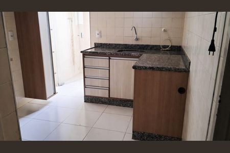 Apartamento para alugar com 70m², 2 quartos e 1 vagaCozinha