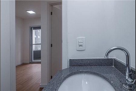 Apartamento para alugar com 50m², 2 quartos e 1 vagabanheiro social_4