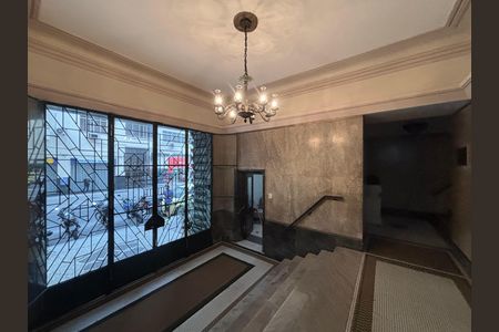 Apartamento à venda com 157m², 4 quartos e 1 vaga Apartamento à venda com 157m², 4 quartos e 1 vagaPortaria