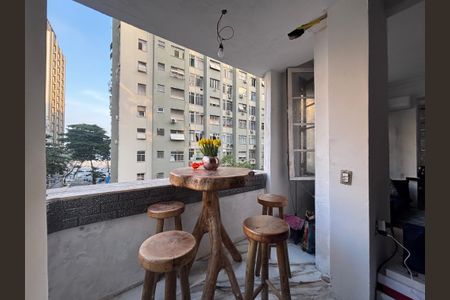 Apartamento à venda com 157m², 4 quartos e 1 vaga Apartamento à venda com 157m², 4 quartos e 1 vagaVaranda da Sala