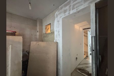 Apartamento à venda com 157m², 4 quartos e 1 vaga Apartamento à venda com 157m², 4 quartos e 1 vagaÁrea de serviço