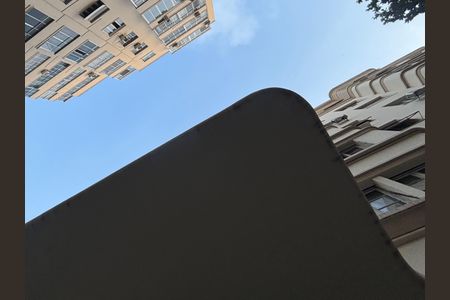 Apartamento à venda com 157m², 4 quartos e 1 vaga Apartamento à venda com 157m², 4 quartos e 1 vagaFachada