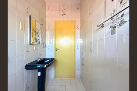 Casa para alugar com 119m², 3 quartos e 1 vagaBanheiro 