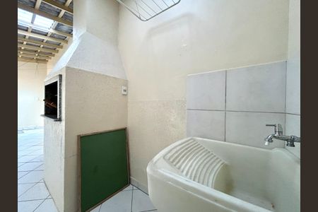 Casa para alugar com 119m², 3 quartos e 1 vagaÁrea de Serviço