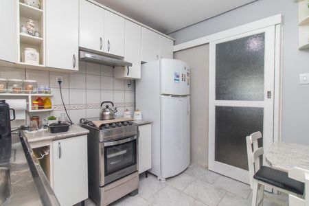 Apartamento à venda com 95m², 2 quartos e 2 vagasCozinha e Área de Serviço