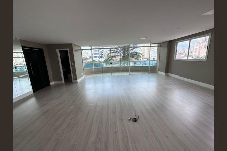 Apartamento para alugar com 3 quartos, 170m² em Osvaldo Rezende, Uberlândia