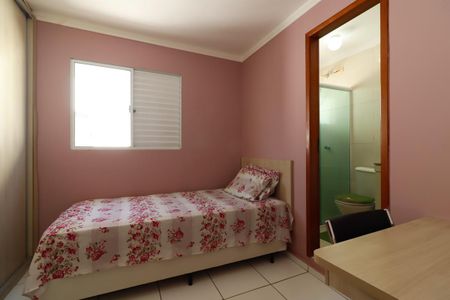 Casa de condomínio à venda com 57m², 2 quartos e 1 vagaSuíte 2