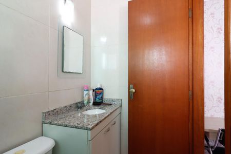 Casa de condomínio à venda com 57m², 2 quartos e 1 vagaBanheiro da Suíte 2