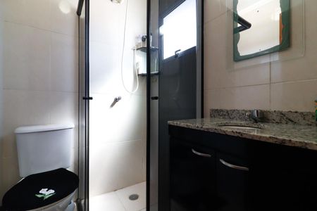 Casa de condomínio à venda com 57m², 2 quartos e 1 vagaBanheiro da Suíte 1