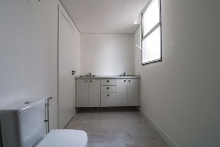 Apartamento à venda com 235m², 3 quartos e 3 vagas
