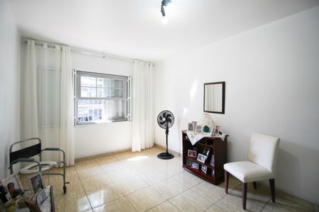 Casa para alugar com 110m², 2 quartos e 1 vagaQuarto 2