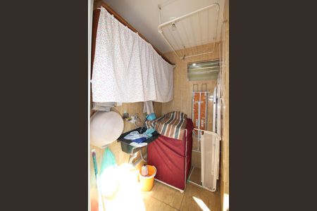 Casa para alugar com 110m², 2 quartos e 1 vagaÁrea de Serviço