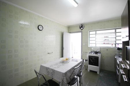 Casa para alugar com 110m², 2 quartos e 1 vagaCozinha