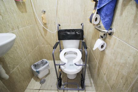 Casa para alugar com 110m², 2 quartos e 1 vagaBanheiro de serviço