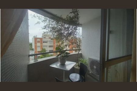 Apartamento à venda com 75m², 2 quartos e 2 vagas