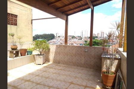 Casa à venda com 100m², 3 quartos e 2 vagas