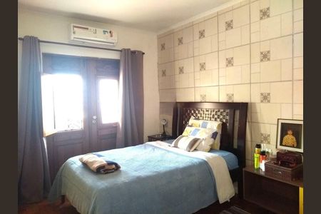 Casa à venda com 100m², 3 quartos e 2 vagas