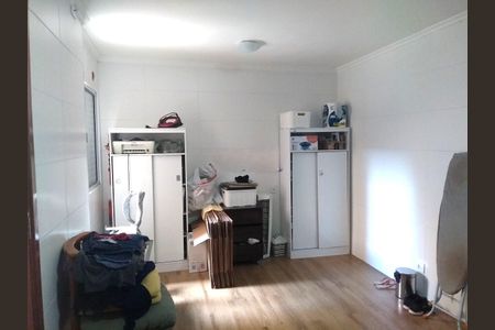 Casa à venda com 100m², 3 quartos e 2 vagas