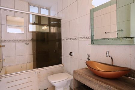 Apartamento para alugar com 88m², 3 quartos e sem vagaBanheiro