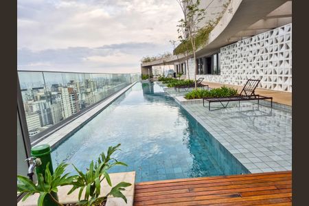 Apartamento para alugar com 32m², 1 quarto e sem vaga Apartamento para alugar com 32m², 1 quarto e sem vagaPiscina