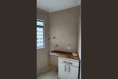 Apartamento para alugar com 60m², 3 quartos e 1 vagaÁrea de Serviço