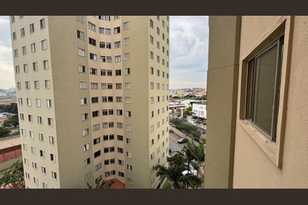 Apartamento para alugar com 60m², 3 quartos e 1 vagaÁrea de Serviço Vista
