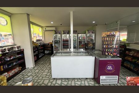 Apartamento para alugar com 60m², 3 quartos e 1 vagaMercado