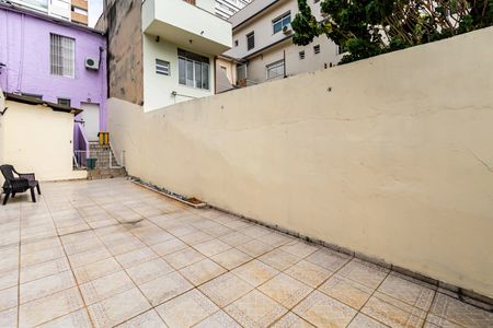 Casa à venda com 120m², 2 quartos e 1 vaga Casa à venda com 120m², 2 quartos e 1 vagaQuintal