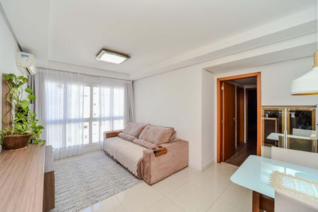 Sala de apartamento para alugar com 2 quartos, 70m² em Chácara das Pedras, Porto Alegre