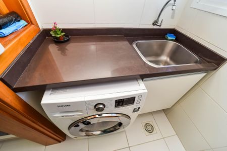 Apartamento para alugar com 70m², 2 quartos e 1 vaga Apartamento para alugar com 70m², 2 quartos e 1 vagaÁrea de Serviço