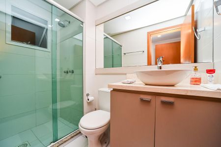 Apartamento para alugar com 70m², 2 quartos e 1 vaga Apartamento para alugar com 70m², 2 quartos e 1 vagaBanheiro Social