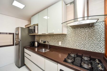 Apartamento para alugar com 70m², 2 quartos e 1 vaga Apartamento para alugar com 70m², 2 quartos e 1 vagaCozinha