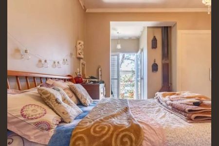 Casa à venda com 2 quartos, 132m² em Vila do Bosque, São Paulo