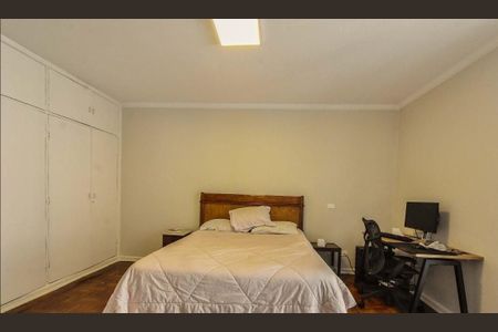 Casa à venda com 4 quartos, 200m² em Brooklin, São Paulo