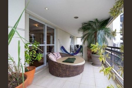 Apartamento à venda com 401m², 4 quartos e 5 vagas