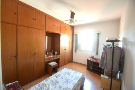 Casa à venda com 3 quartos, 169m² em Vila do Bosque, São Paulo