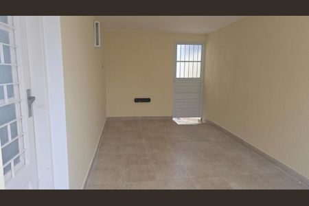 Casa à venda com 3 quartos, 181m² em Jardim Londrina, São Paulo