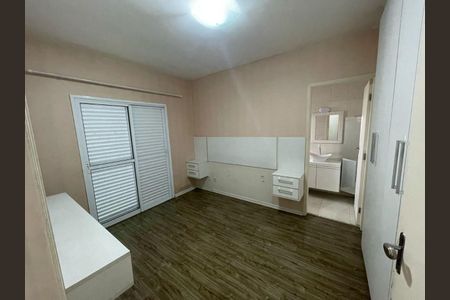 Casa à venda com 3 quartos, 190m² em Vila Marari, São Paulo