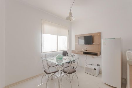 Sala de apartamento para alugar com 1 quarto, 32m² em Pinheiros, São Paulo