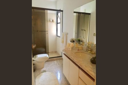 Apartamento à venda com 3 quartos, 206m² em Vila Suzana, São Paulo