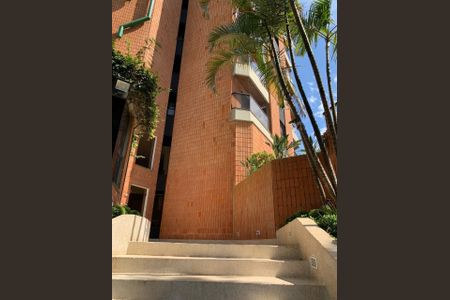 Apartamento à venda com 206m², 3 quartos e 2 vagas