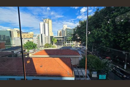 Apartamento à venda com 64m², 1 quarto e 2 vagas