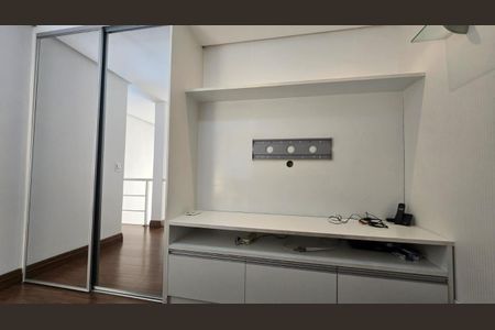 Apartamento à venda com 64m², 1 quarto e 2 vagas