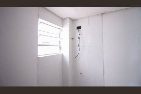 Studio para alugar com 30m², 1 quarto e sem vaga Studio para alugar com 30m², 1 quarto e sem vagaBanheiro