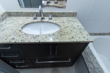 Casa para alugar com 149m², 3 quartos e 3 vagasBanheiro da Suite