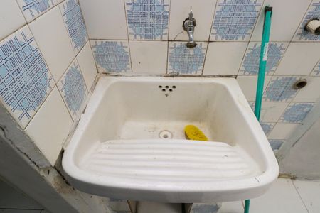 Área de Serviço de casa à venda com 3 quartos, 193m² em Vila Palmares, Santo André