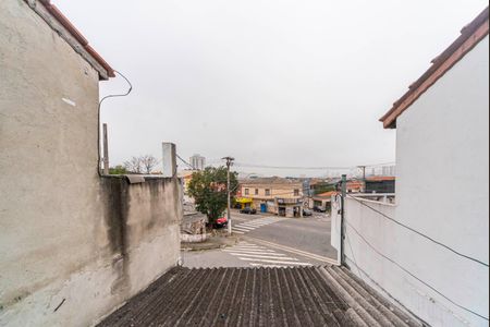 Vista do Quarto 2 de casa para alugar com 2 quartos, 193m² em Vila Palmares, Santo André
