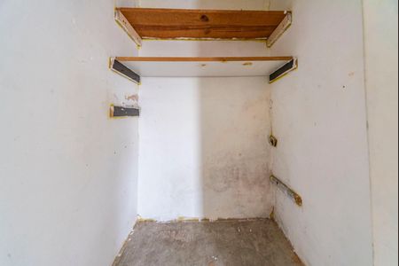 Casa para alugar com 193m², 3 quartos e 1 vaga Casa para alugar com 193m², 3 quartos e 1 vagaQuarto 2 - Armários