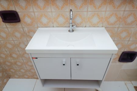 Banheiro social de casa à venda com 3 quartos, 193m² em Vila Palmares, Santo André